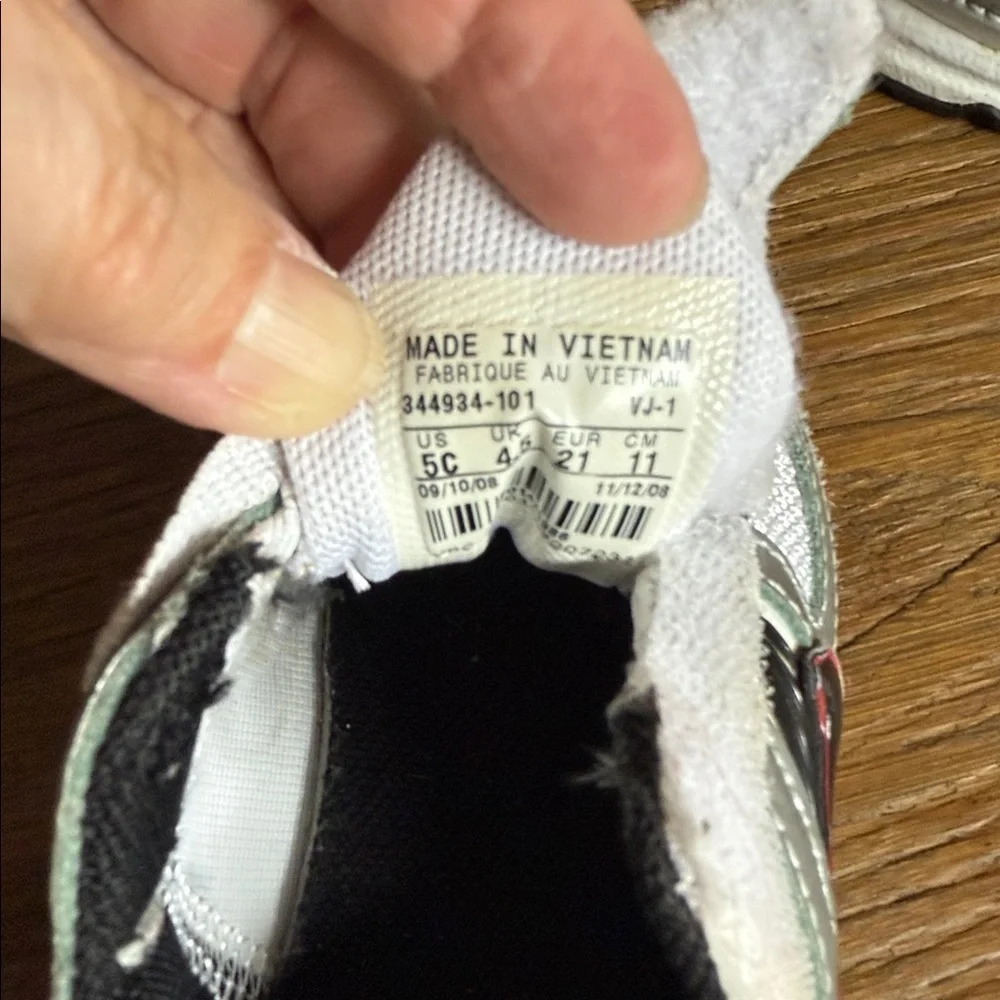 Nike Silver / Black and red Kids' Sneakers